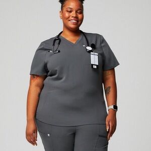 Fabletics Vital Flex V-Neck 1-Pocket Scrub Top in Charcoal Size 3X NWT